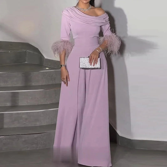 Macacão curto feminino elegante com decote em V,