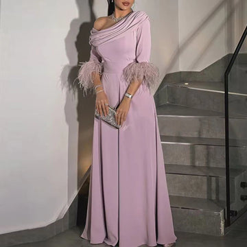 Macacão curto feminino elegante com decote em V,